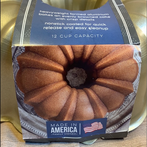 NWT NordicWare Classic Bundt Cake form made in USA - Picture 2 of 7